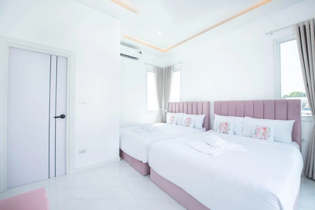 ห้องนอน Beatrice pool villa