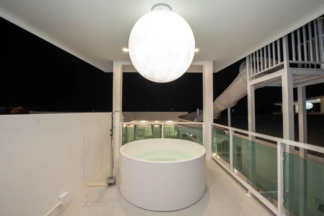 ห้องน้ำ Beatrice pool villa