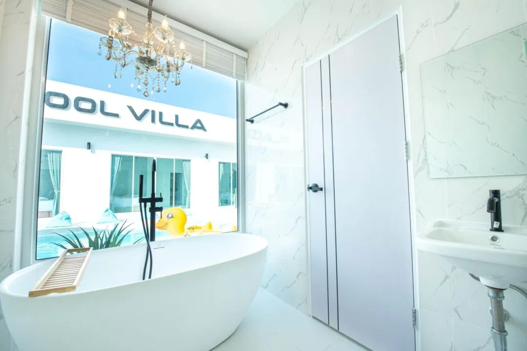 ห้องน้ำ Plaisir pool villa