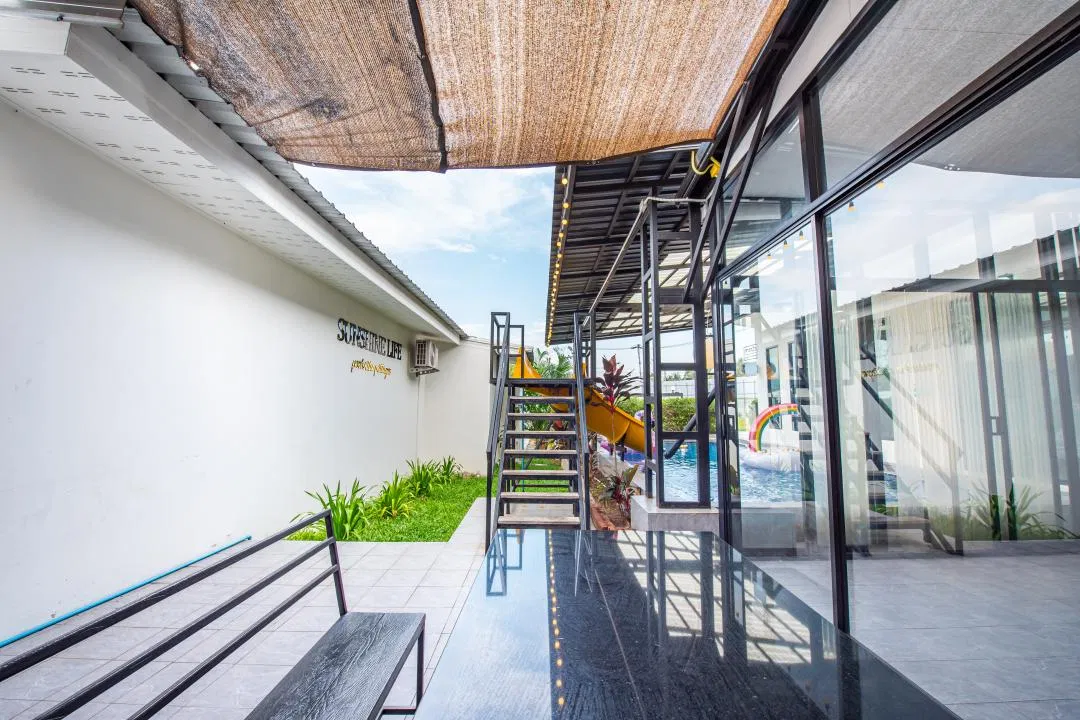ภายนอก Sunshine Life (PM2)