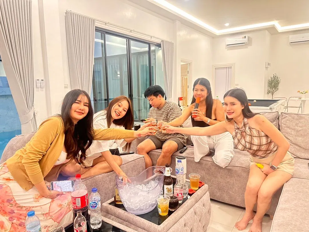 รูปจากลูกค้า Florimond