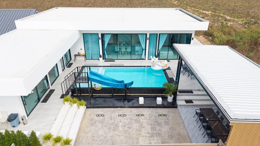 ภายนอก PN CASA VILLA