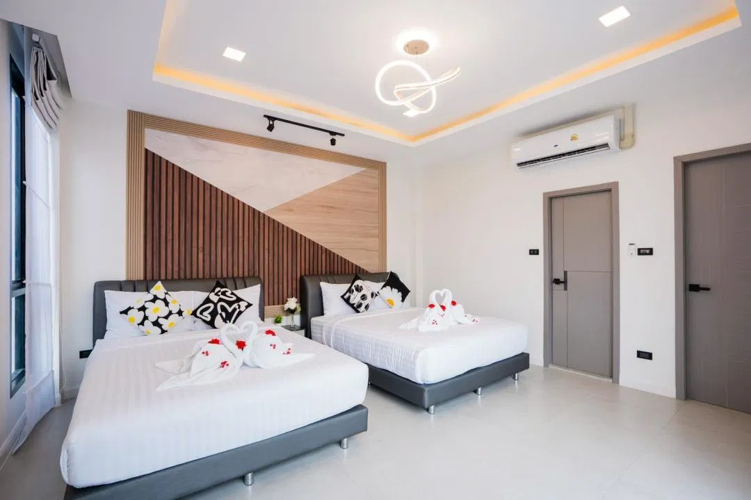 ห้องนอน Mana Fun Pool Villa