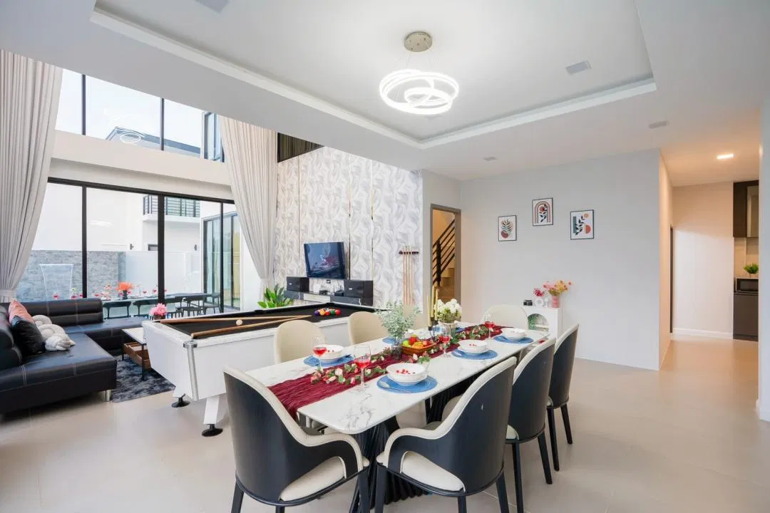 ภายใน Mana Fun Pool Villa
