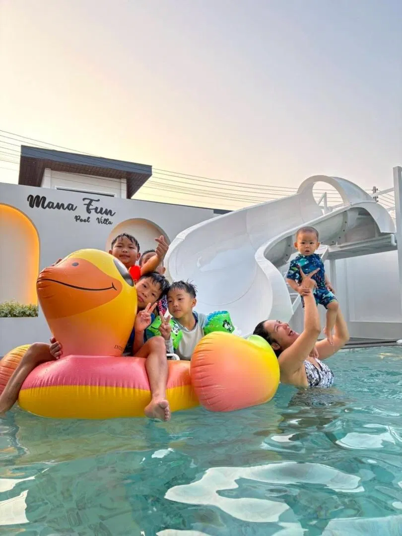 รูปจากลูกค้า Mana Fun Pool Villa
