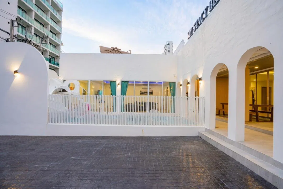 ที่จอดรถ MY STACY BEACH Pool Villa