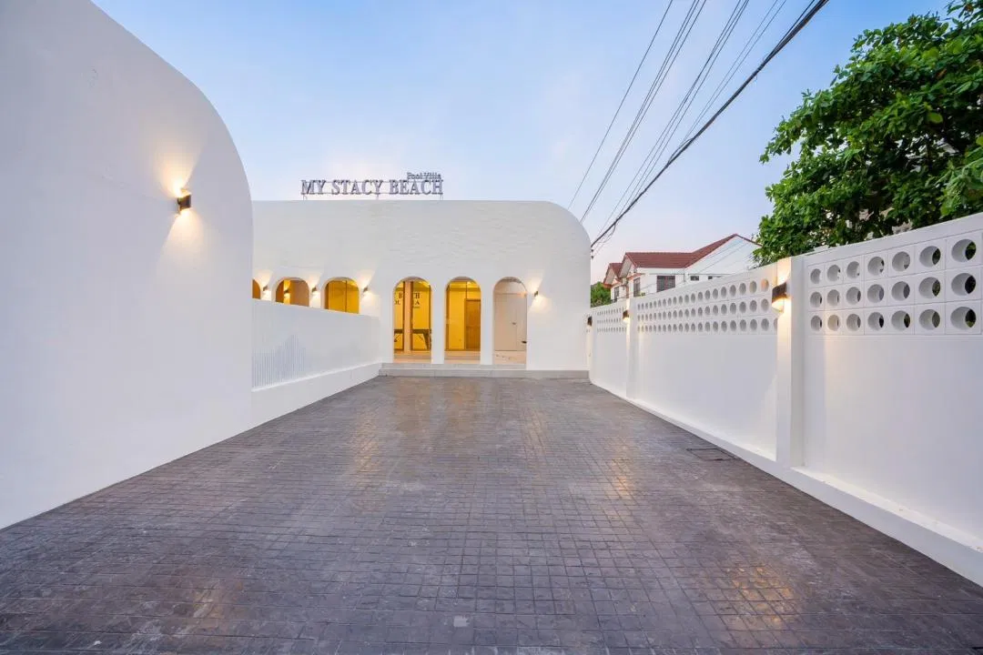 ที่จอดรถ MY STACY BEACH Pool Villa