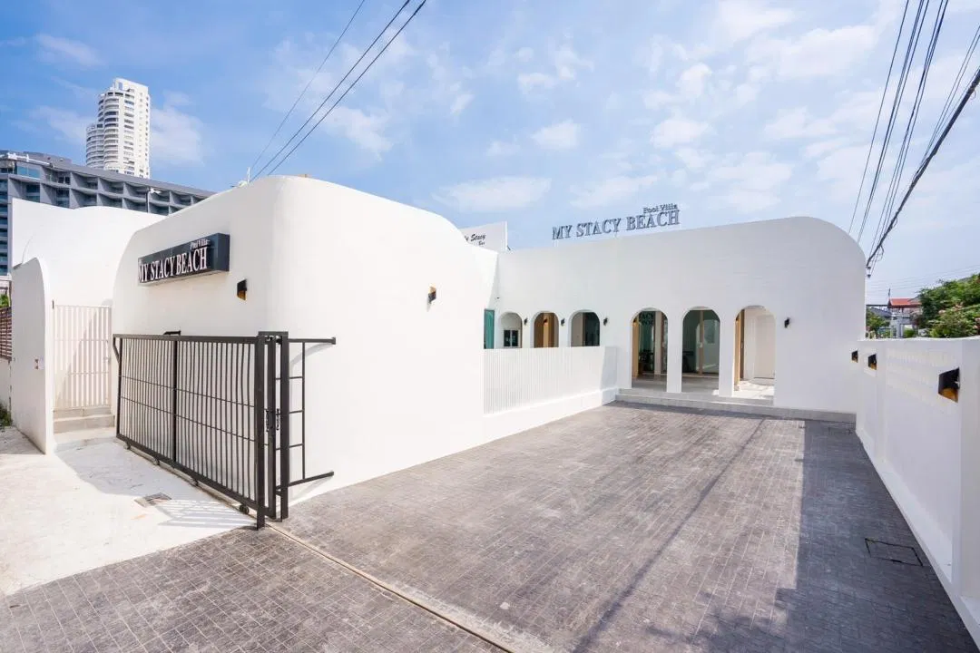 ที่จอดรถ MY STACY BEACH Pool Villa
