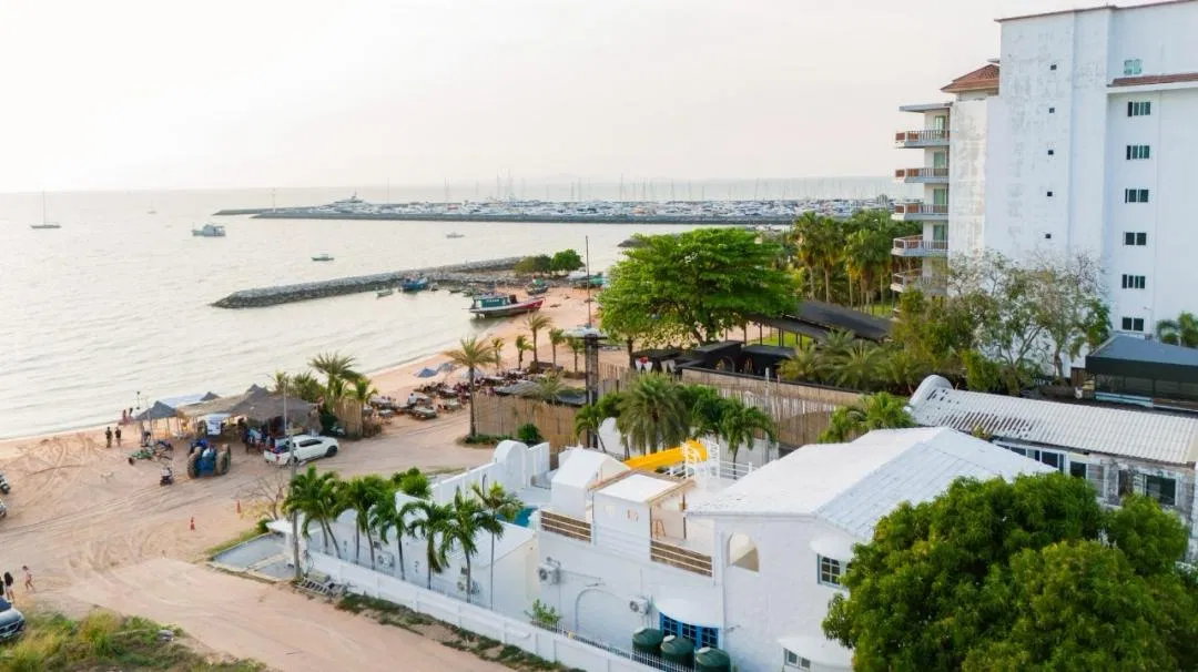 ภายนอก Lunlana Ocean Beach