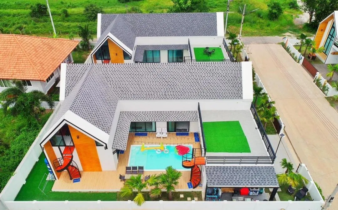 ภายนอก Level Up Pool Villa Rayong