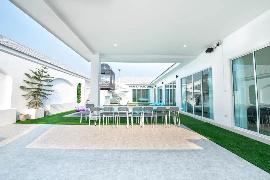 ภายนอก MAJESTICA POOL VILLA