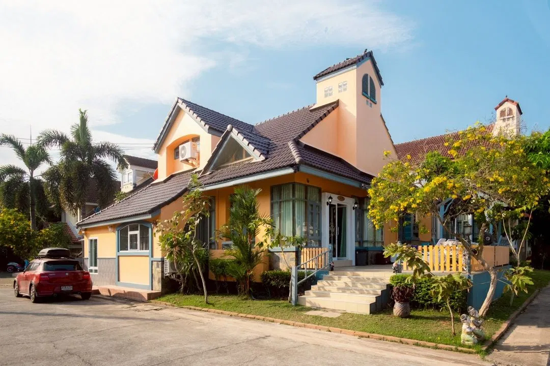 ภายนอก Level TRI Villa Rayong