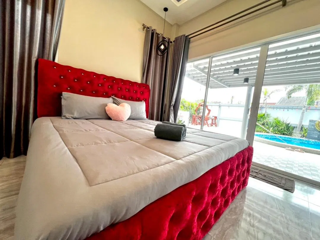 ห้องนอน Madame Pool Villa