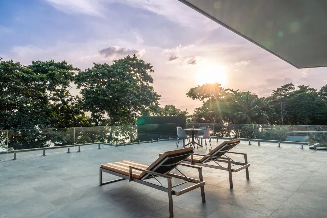 ภายนอก Merbrisa Rayong poolvilla