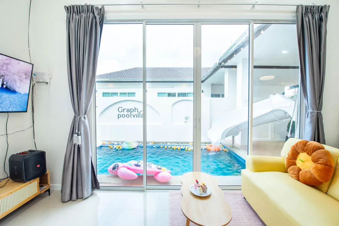 ภายใน Graph Poolvilla