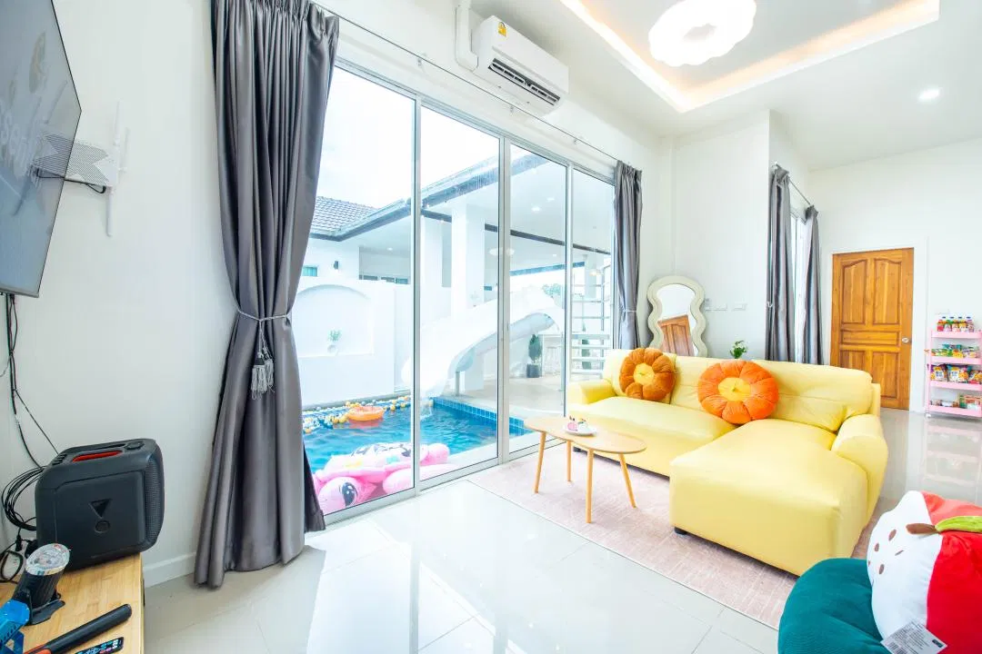 ภายใน Graph Poolvilla