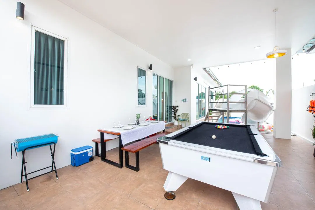 ภายนอก Graph Poolvilla