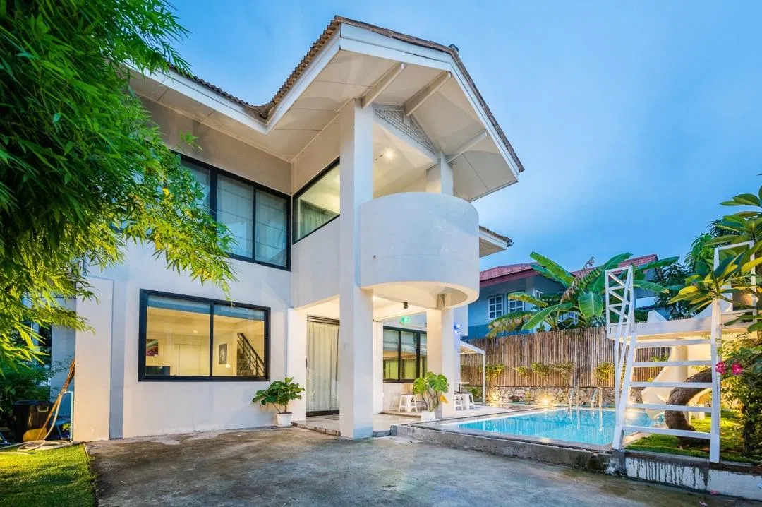 ที่จอดรถ G31
