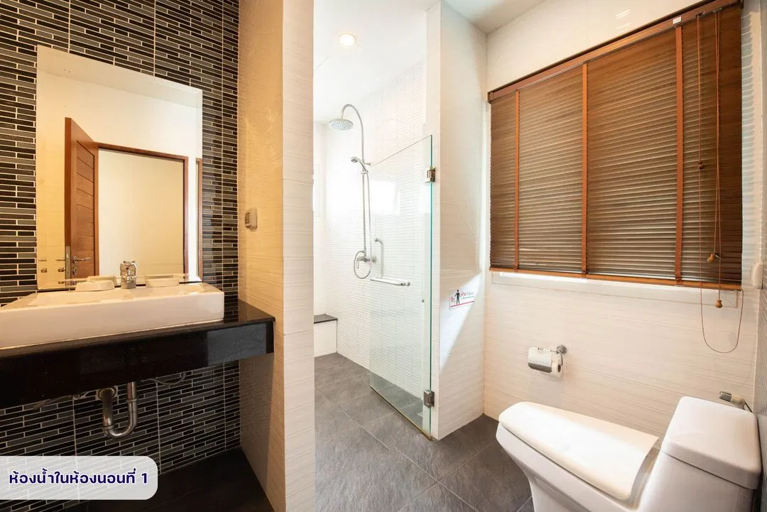 ห้องน้ำ Cozy Breeze Pool Villa