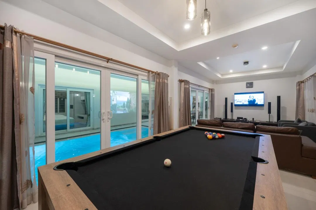 ภายใน Cozy Breeze Pool Villa