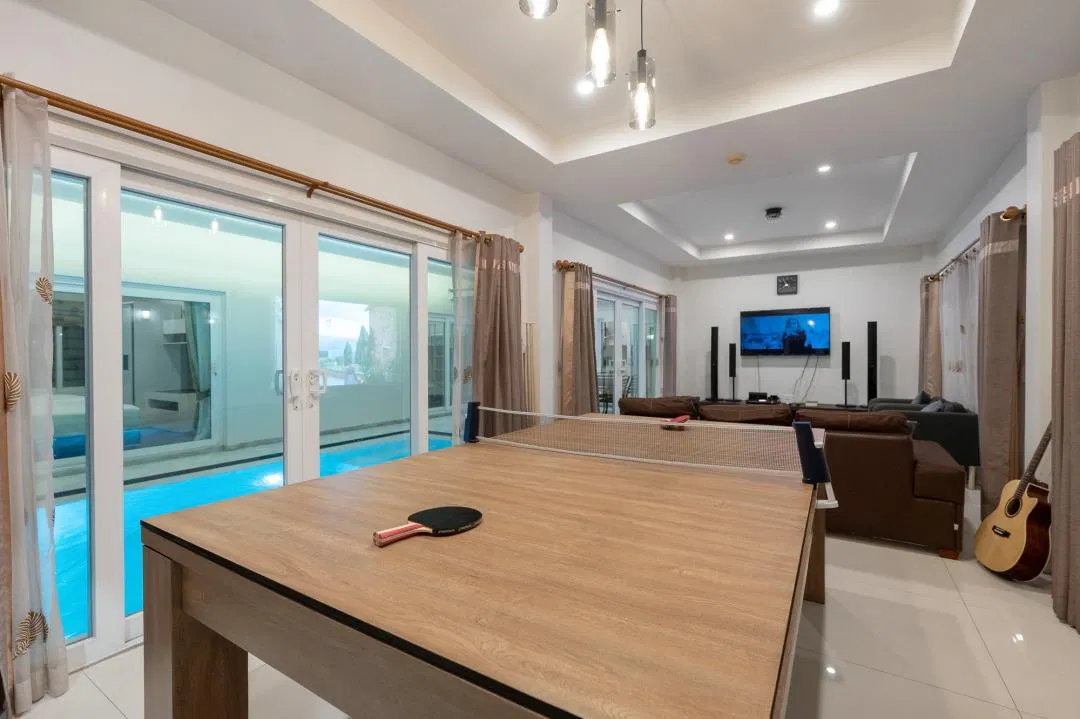 ภายใน Cozy Breeze Pool Villa