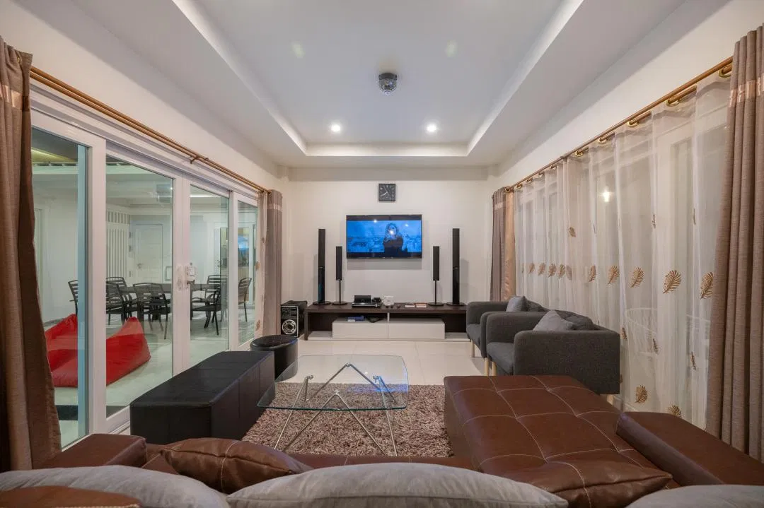 ภายใน Cozy Breeze Pool Villa