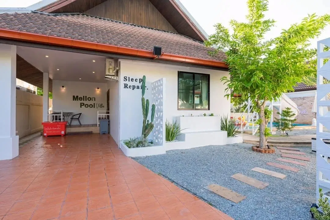 ที่จอดรถ Mello pool villa A2