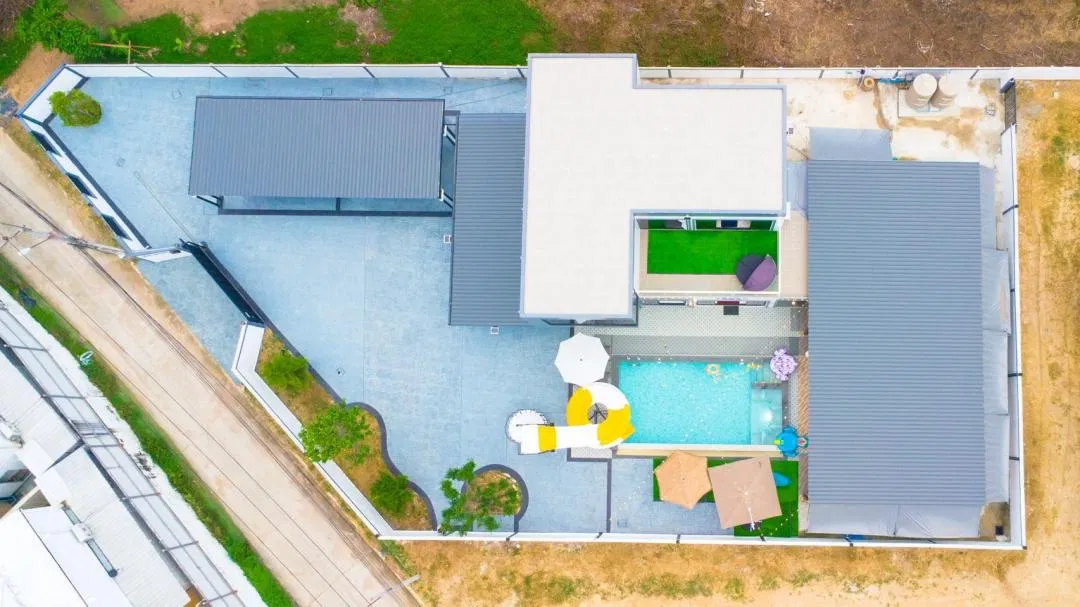 ภายนอก Dream House pool villa (ห้วยใหญ่)
