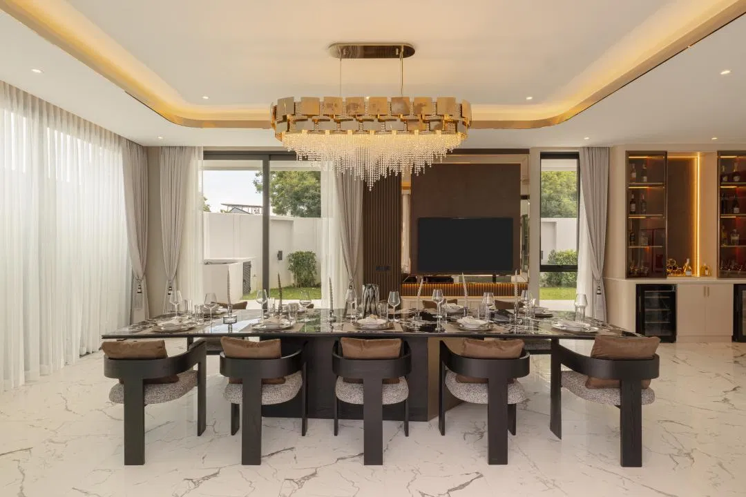 ภายใน The Elegant