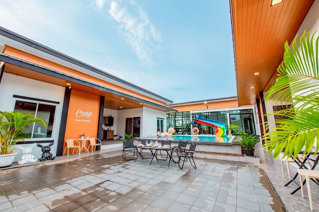 ภายนอก Crop House Poolvilla