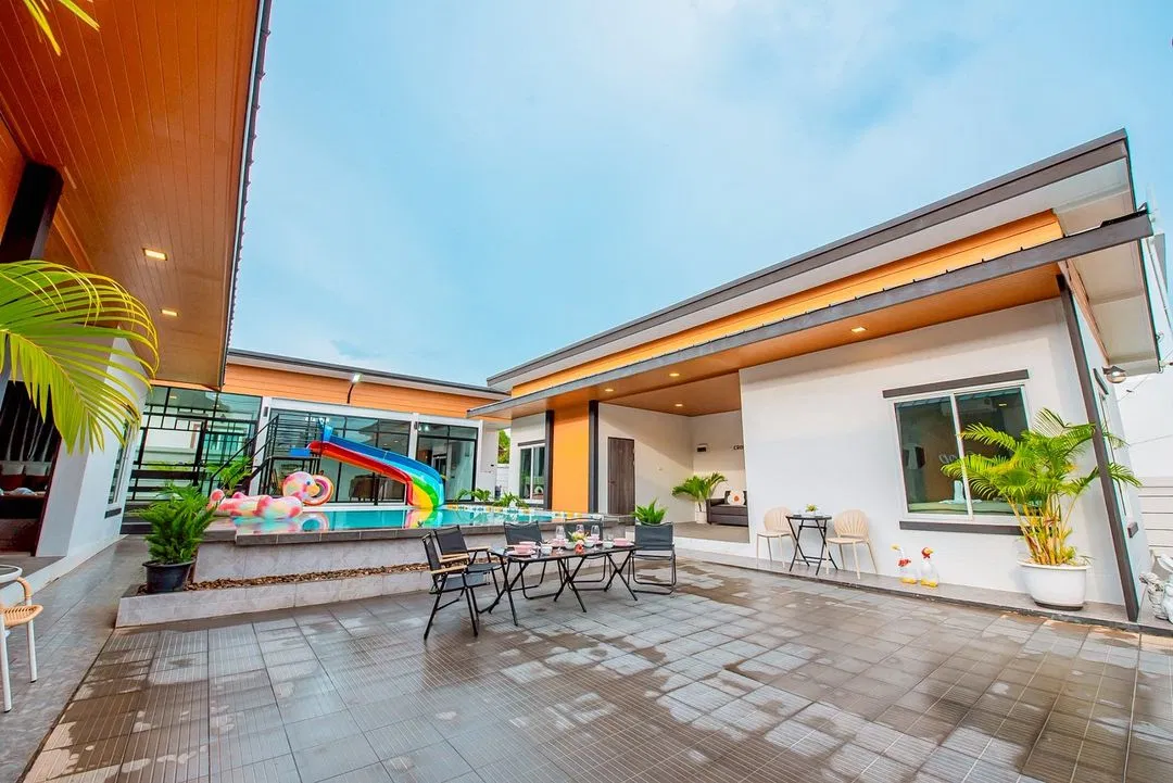 ภายนอก Crop House Poolvilla