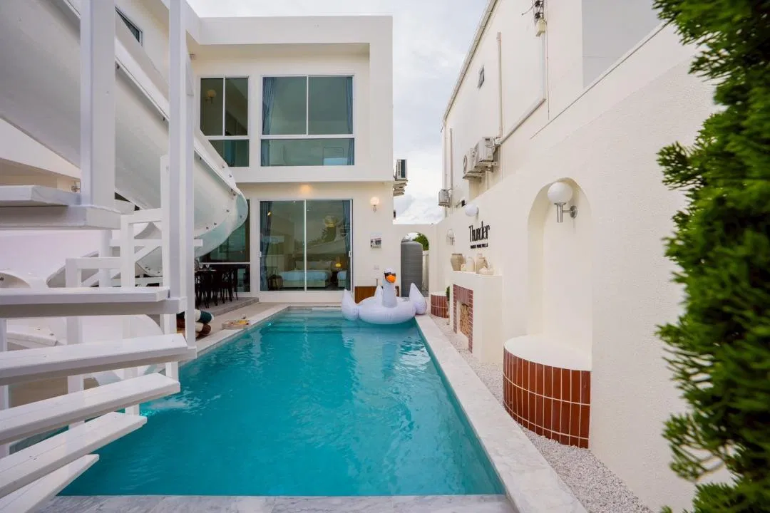 ภายนอก Thunder House Poolvilla