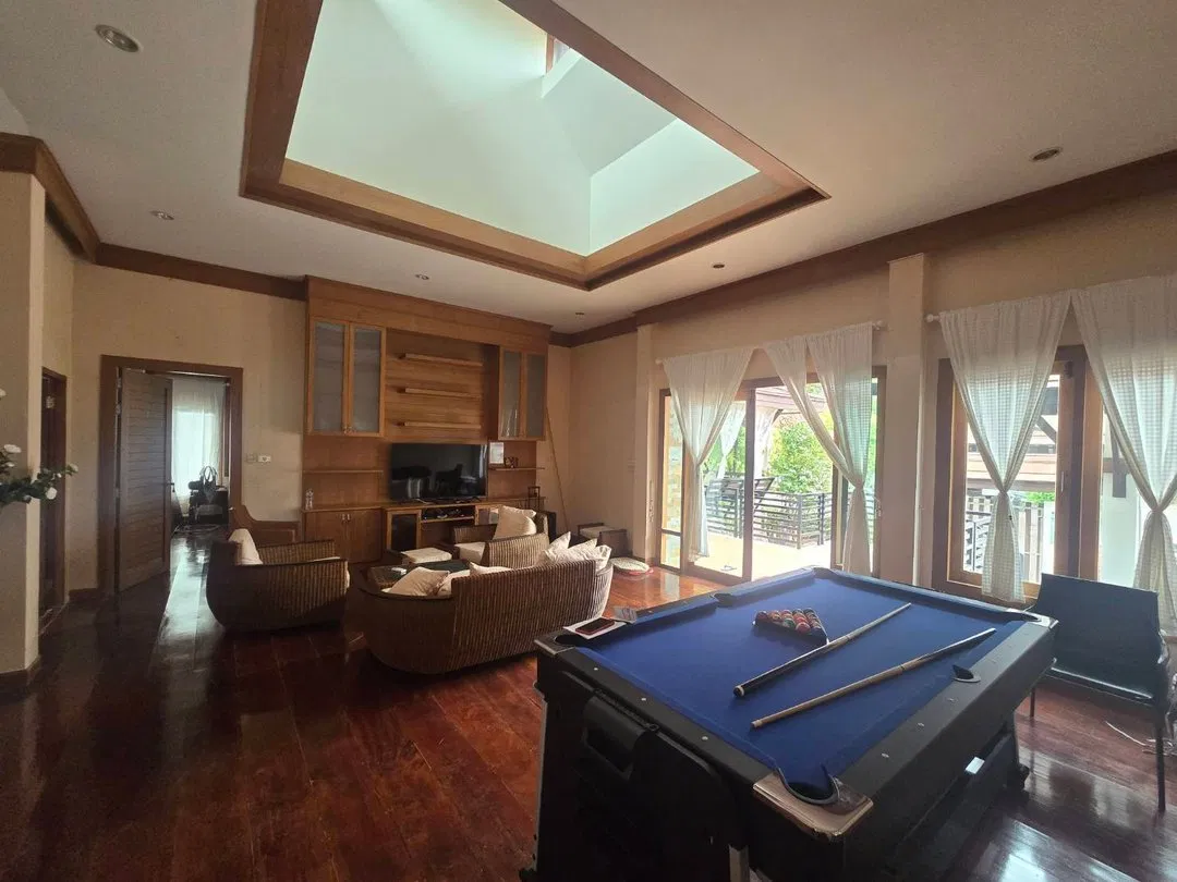 ภายใน Horizon Pool Villa Bangsaray