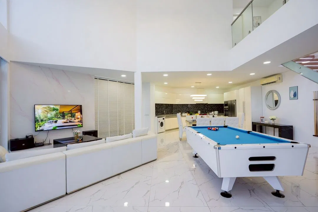 ภายใน Prada Fun Pool Villa