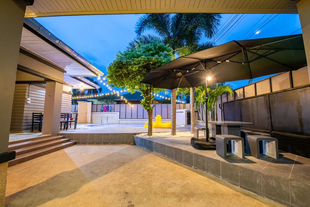 ภายนอก GoodLuck Poolvilla