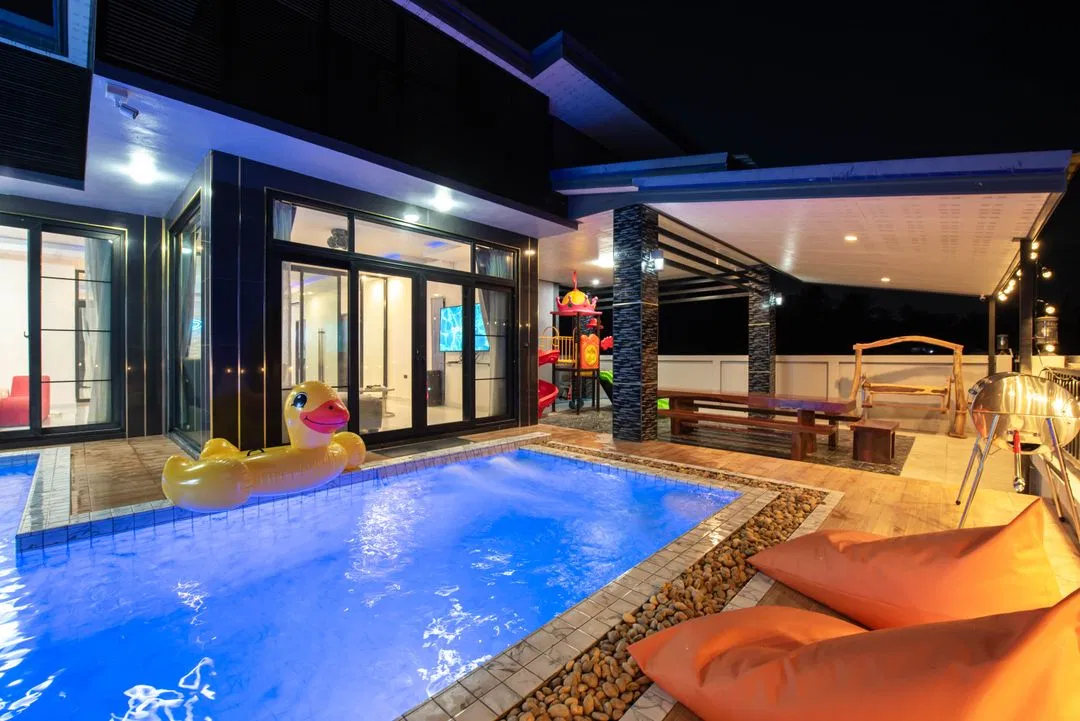 ภายนอก VP pool villa