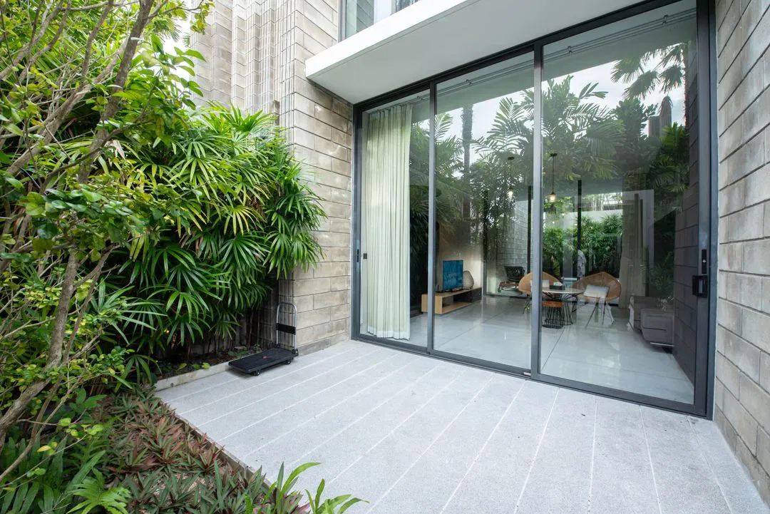 ภายนอก Oceanphere 405