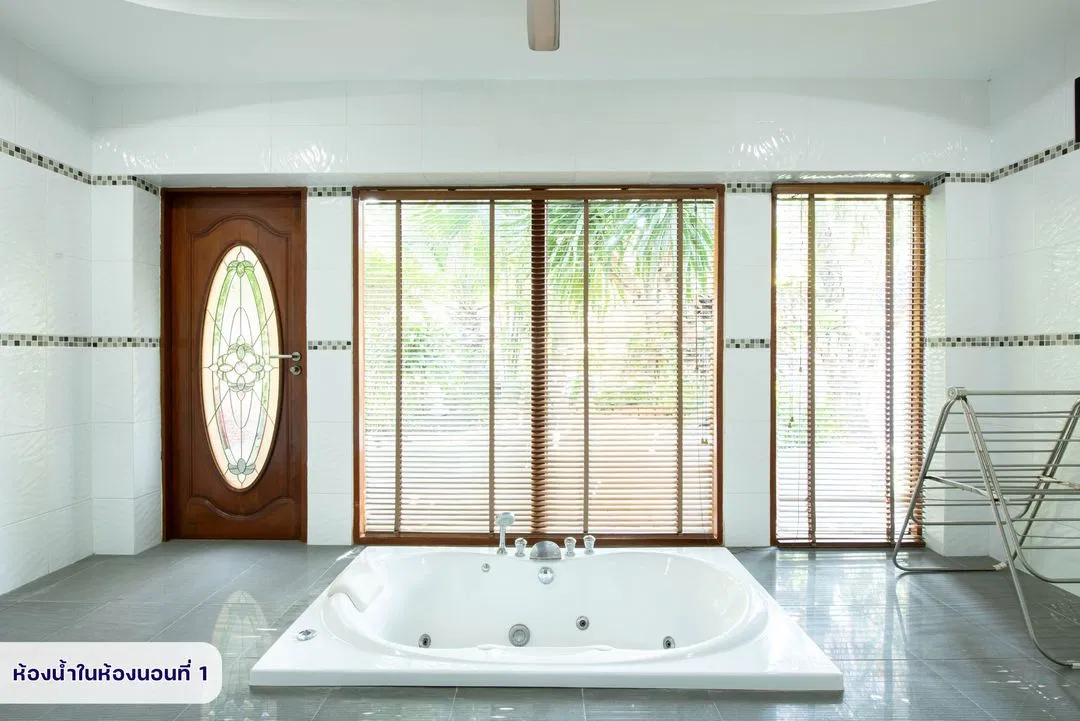 ห้องน้ำ Pool house Deluxe