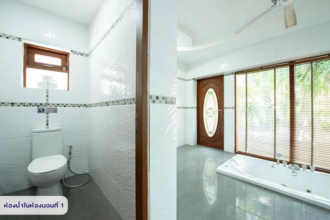 ห้องน้ำ Pool house Deluxe