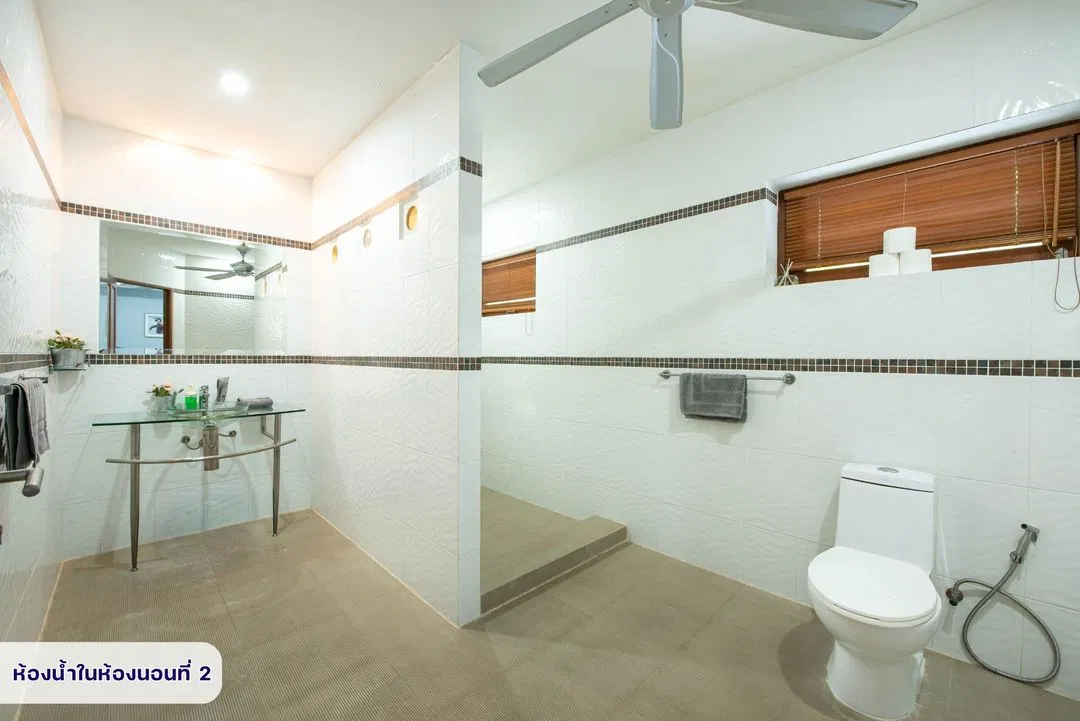 ห้องน้ำ Pool house Deluxe