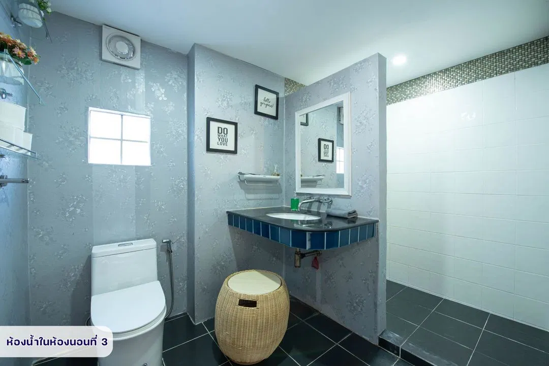 ห้องน้ำ Pool house Deluxe