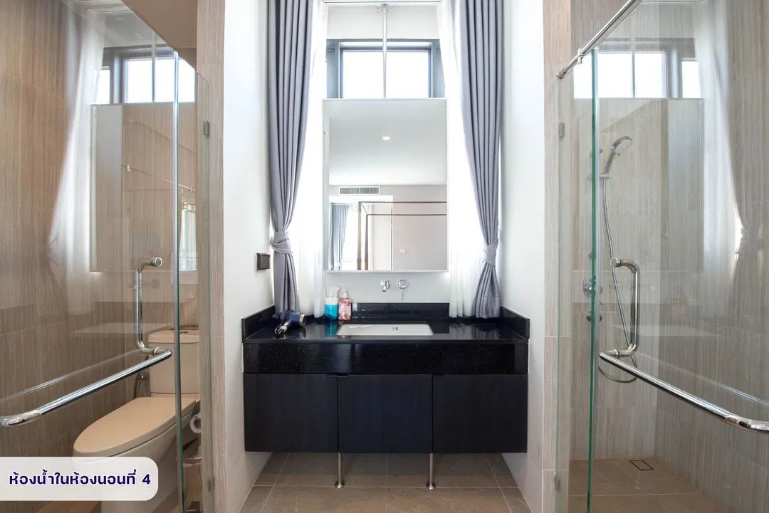 ห้องน้ำ Maya pool villa at inara