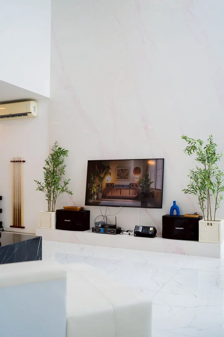 ภายใน Your Space pool villa