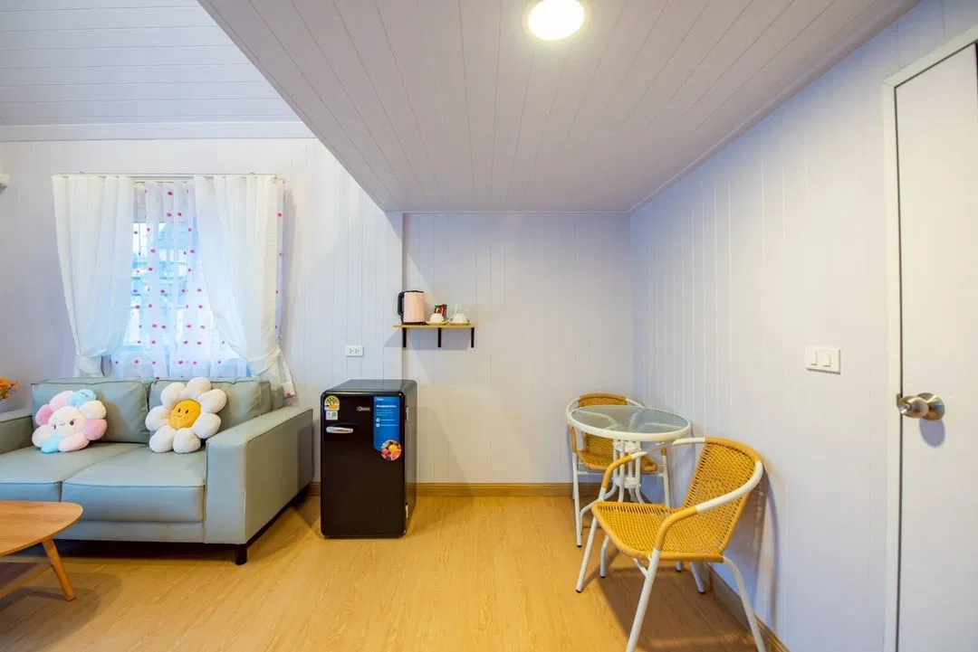 ภายใน Purple Fram House No.5