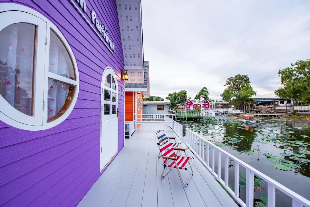 ภายนอก Purple Fram House No.5
