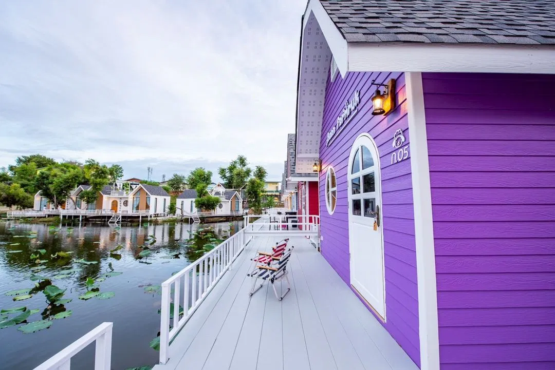 ภายนอก Purple Fram House No.5
