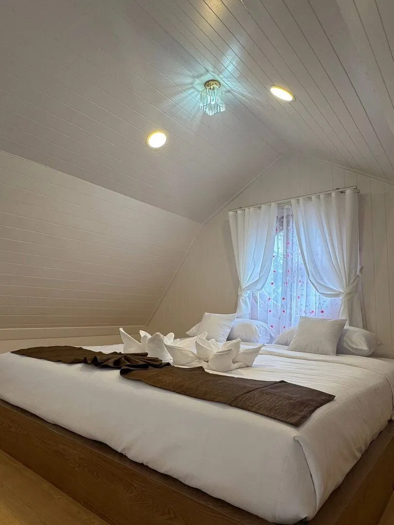 ห้องนอน Brown Fram House No.9