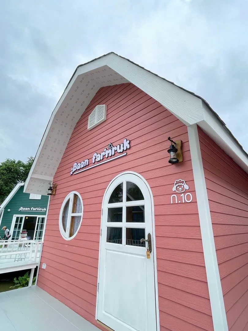 ภายนอก Pink Fram House No.10