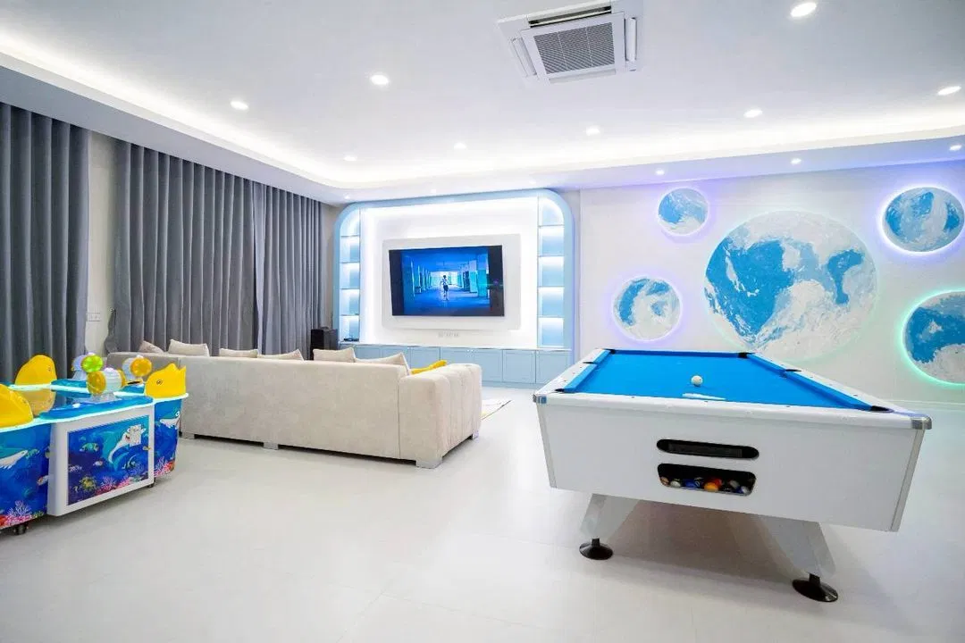 ภายใน Blue Tierra