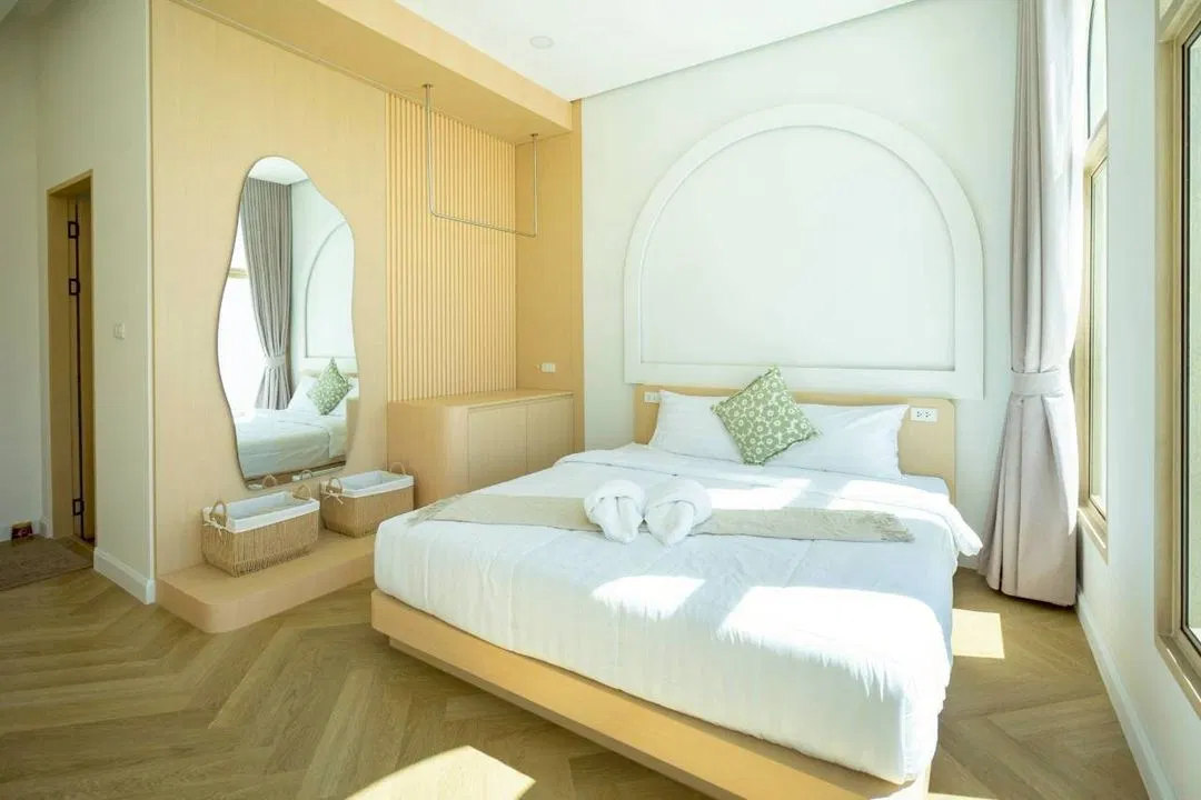 ห้องนอน Brown Empire Pool Villa